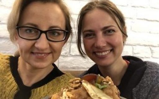 Jedzenie i uczucia – jak żyć holistycznie? Wywiad z Czuje i Smakuje.com