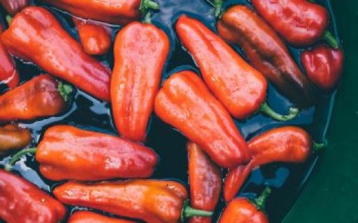 Odżywczy przepis! Party Time! Pasta paprykowa z serem feta!